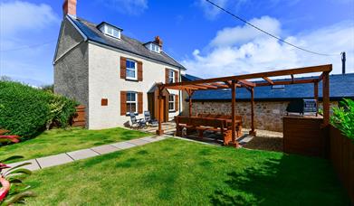 Pitton Cross Farm entrance