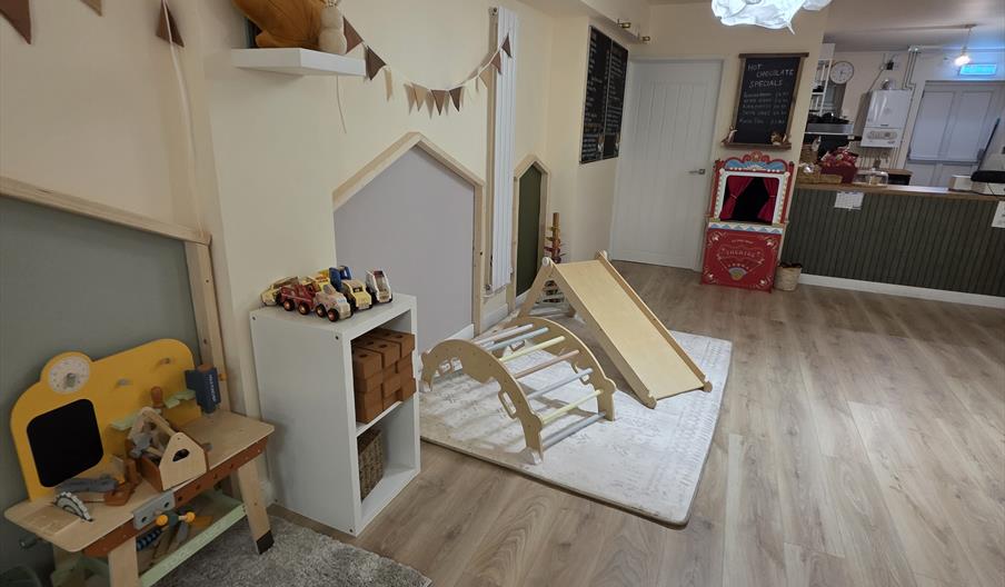 Moss and Maple Play Cafe