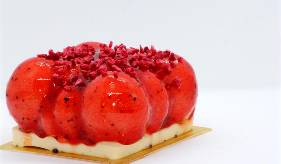 Millefoglie red dessert
