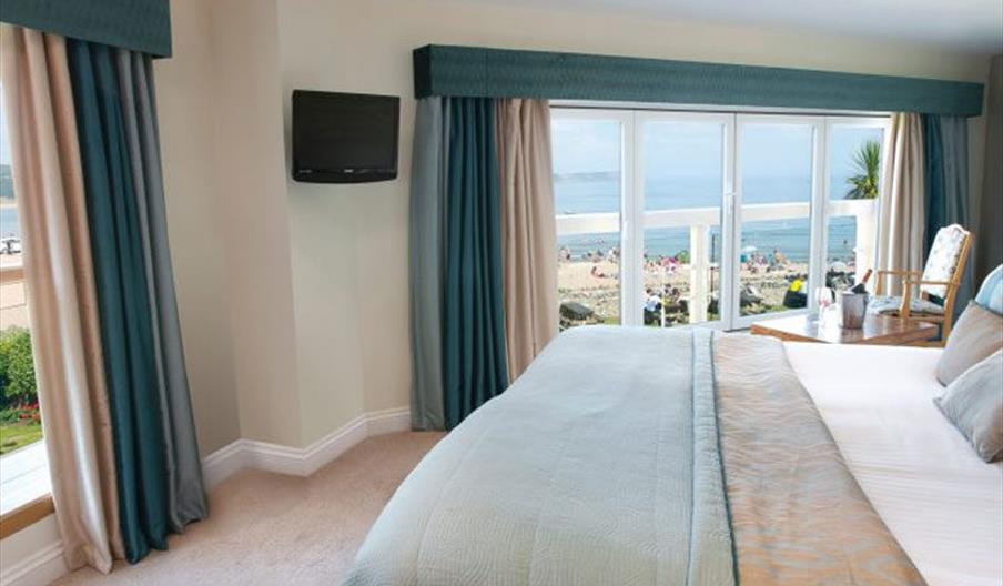 Oxwich Bay Hotel bedroom