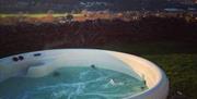 Cilhendre Fawr Farm Holiday Cottages hottub