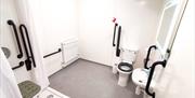 Cwtsh Hostel accessible bathroom and shower facilities