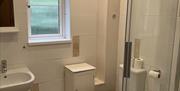 Parkmill Cottages bathroom