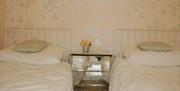 Periwinkle Cottage two single beds